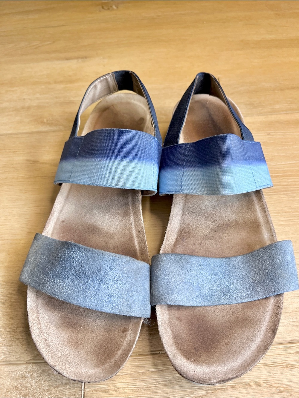 Munro Blue Ombre Strap Pisces Sandals Size 8.5